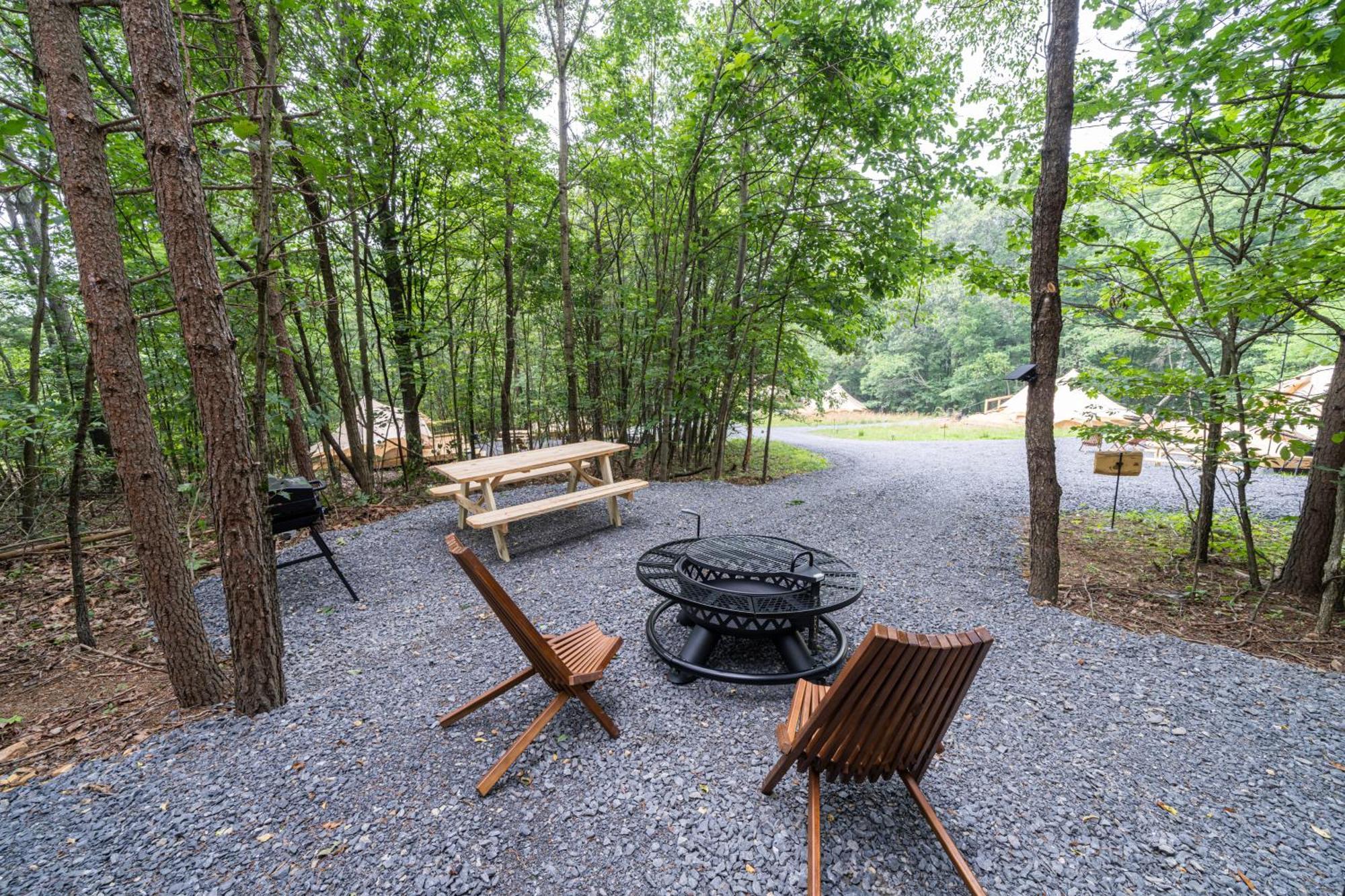 Hotel Firefly Ridge Luxury Retreat à Great Cacapon Extérieur photo
